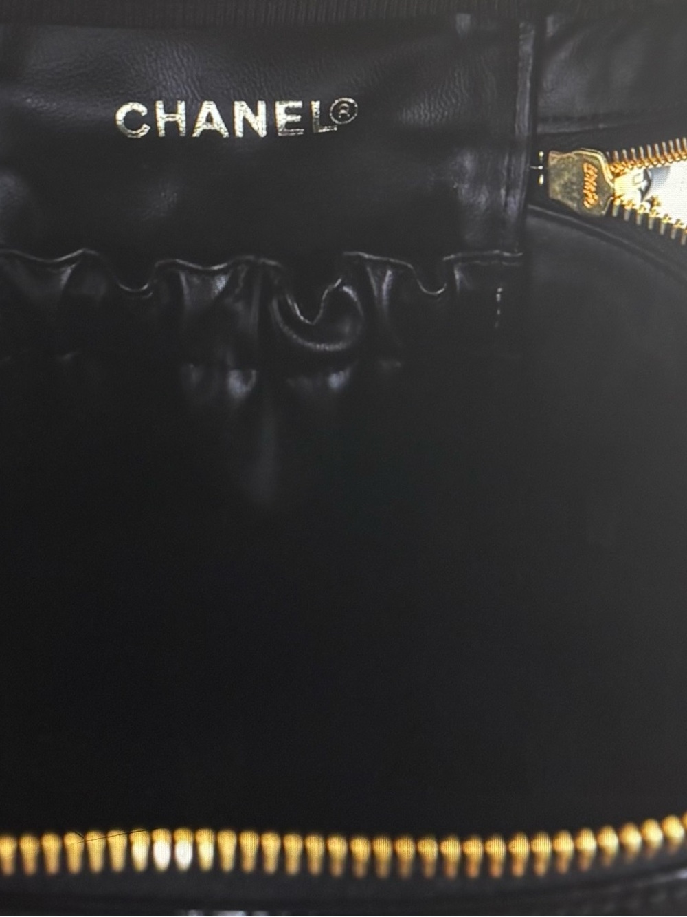 🆕Chanel CC Pattern LeatherVanity case🧳 - Picture 10 of 13